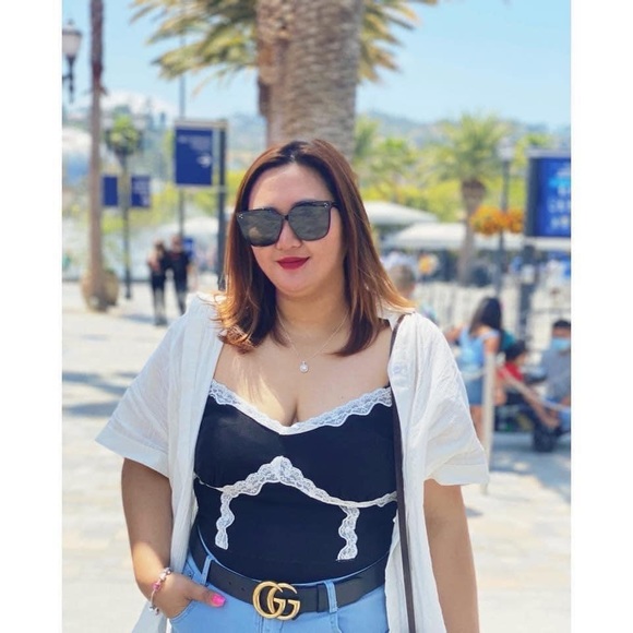 Meet your Posher, Alyssa - Picture 1 of 1